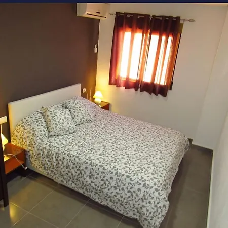 Hotel Restaurant Cau Blanch Useras